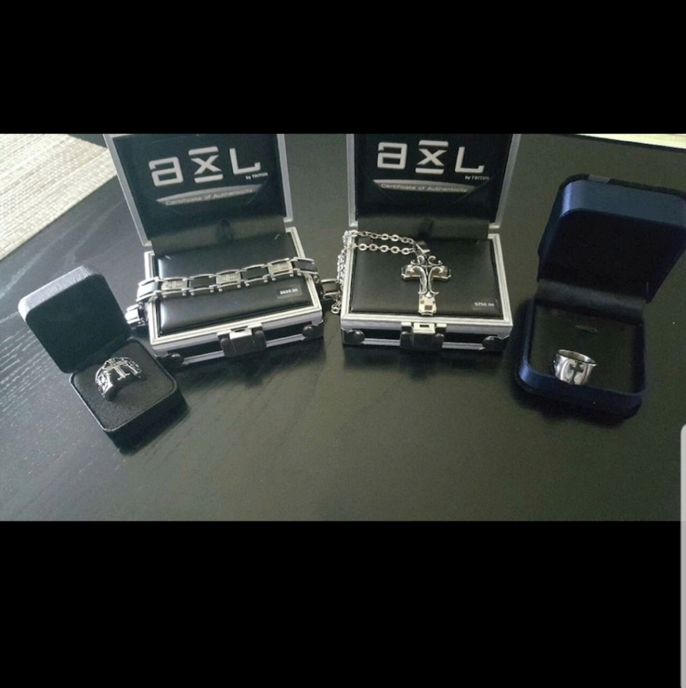 Mens titanium  jewelry